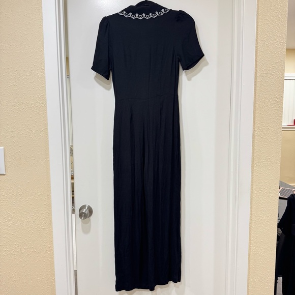 Reformation Black Short Sleeve Jumpsuit Heart Embroidery Size 4 - Picture 4 of 11